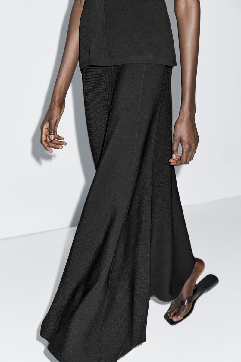 Long Knit Skirt 