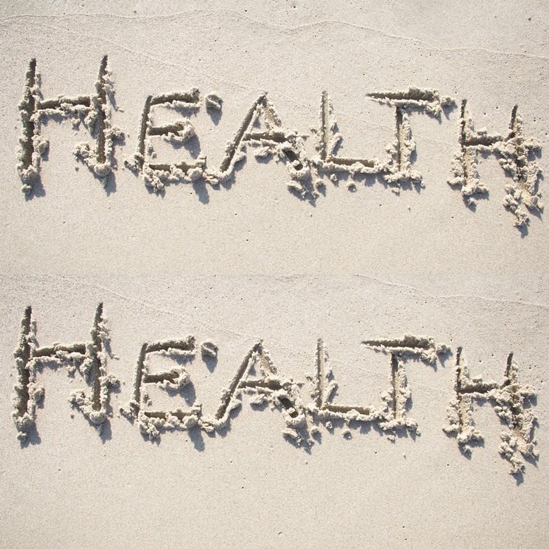 12 Tips To Stay Healthy On Holiday