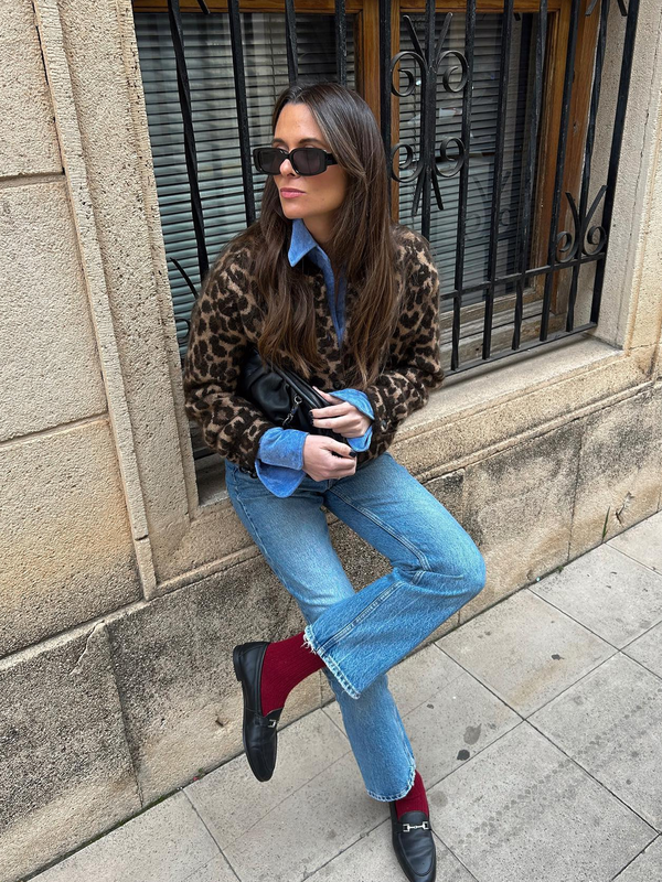 8 Cool Spanish Girls To Follow Now