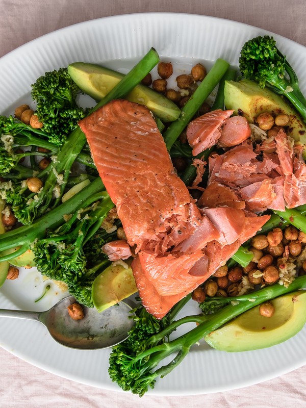 Pan-fried Salmon With Tenderstem Broccoli & Crispy Chickpeas