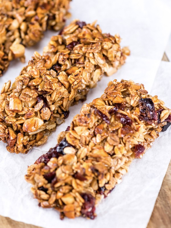 10 Simple Granola Bar Recipes To Up Your Snack Game