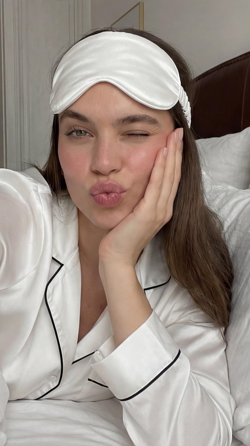 My Sunday morning routine ⭐️

These images were created using AI tools.