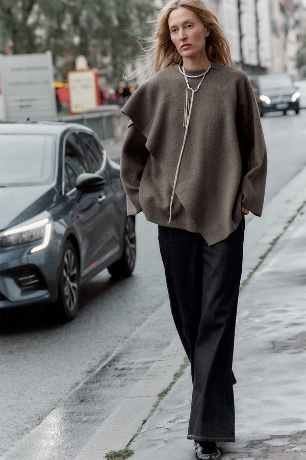 Short Knit Coat With Scarf