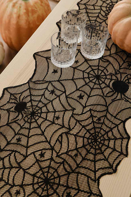 Spider Web Table Runner from Party Pieces