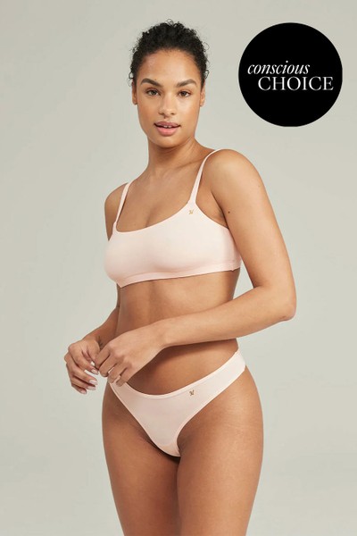 The Stretch Scoop Neck Bralette Bundle from Nudea