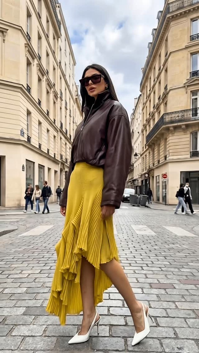 Out of office ✈️ 

Look 1
Jacket & Skirt, Alaïa
Sunglasses, Alaïa
Shoes, Paris Texas

Look 2
Trench & Trousers, Alaïa
Sunglasses, Gucci
Shoes, Amina Muaddi
Bag, Miu Miu

Look 3 
Swimsuit, Taller Marmo
Cuff, Monica Sordo
Earrings, Saint Laurent

These images were created using AI tools.