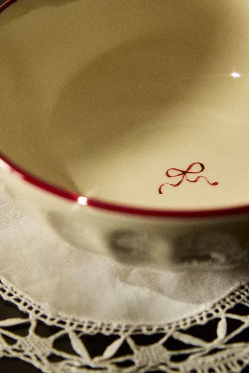 Wavy Stoneware Christmas Bowl