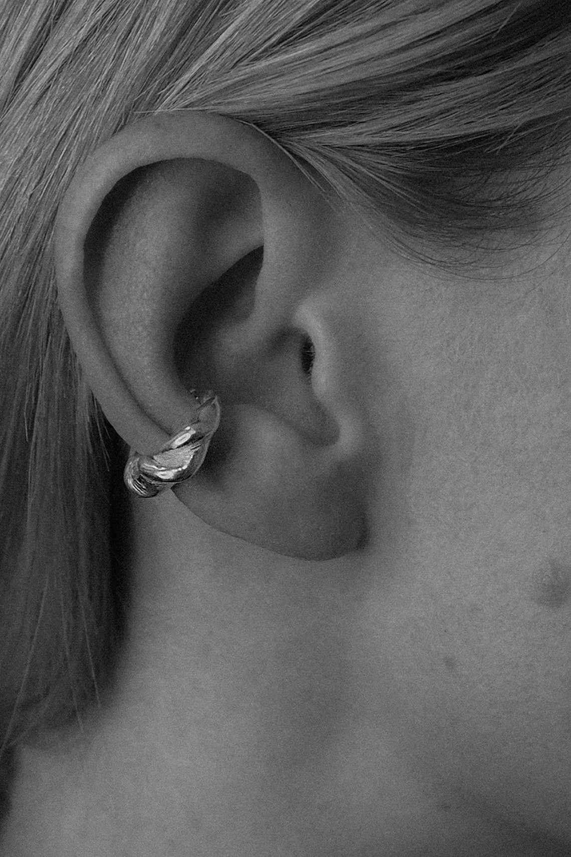 Lactuca Ear Cuff from Akva