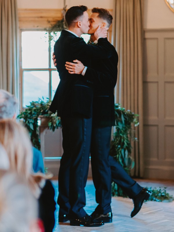 Me & My Wedding: An Inclusive Celebration In The Cotswolds