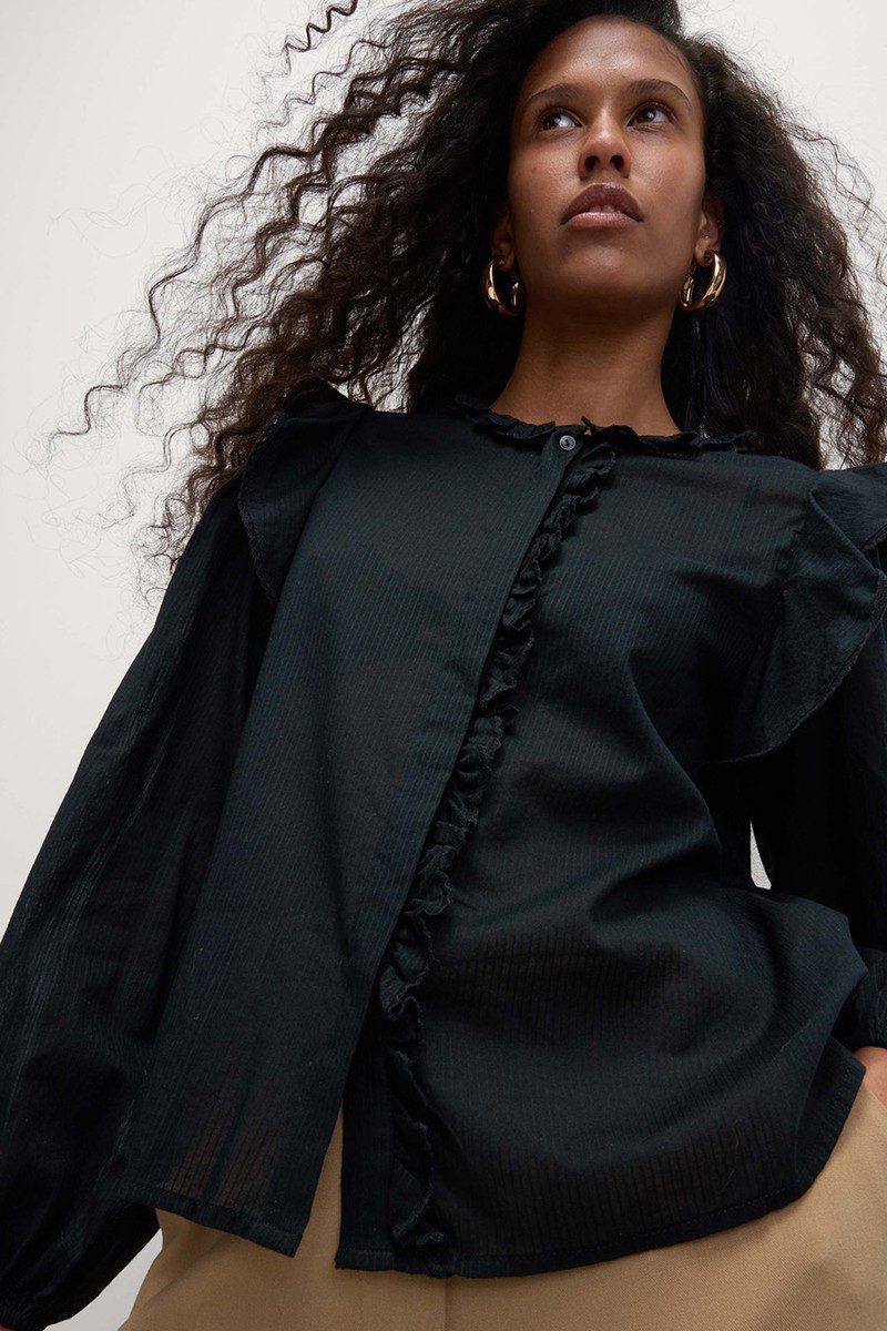 Pure Cotton Collared Ruffle Blouson Sleeve Blouse