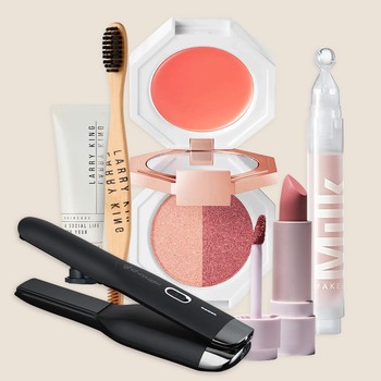 The On-The-Go Beauty Products To Keep In Your Bag