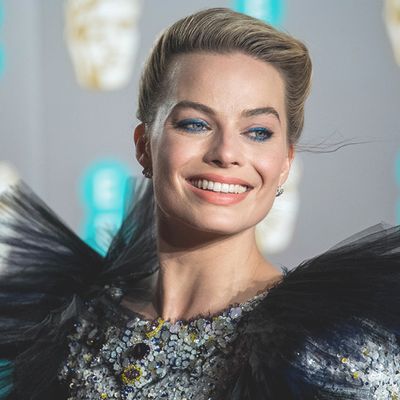 Margot Robbie's Make-Up Artist Reveals Her Beauty Rules