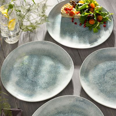 22 Pieces For Outdoor Dining