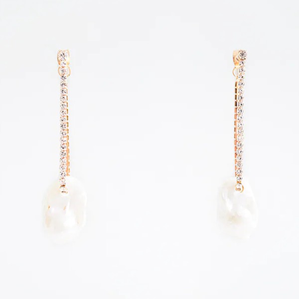 Pearl Chain Earrings from Zara