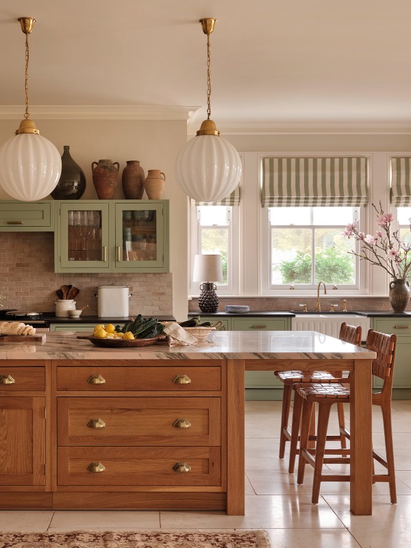 A Hampshire House Reimagined: Timeless Elegance Meets Contemporary Comfort