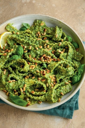 Avocado Pesto Pasta