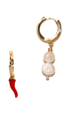 Hot Chili Pearl Earrings from Joey Baby