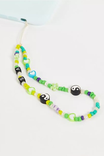 Yin Yang Phone Beads from Vintage Supply