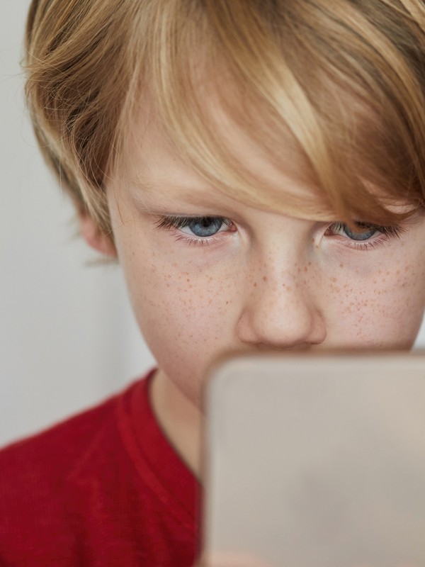 A Guide To Buying Your Child Their First Phone