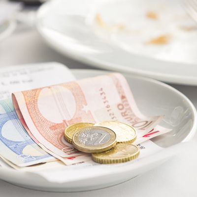 SL’s Official Guide To Tipping