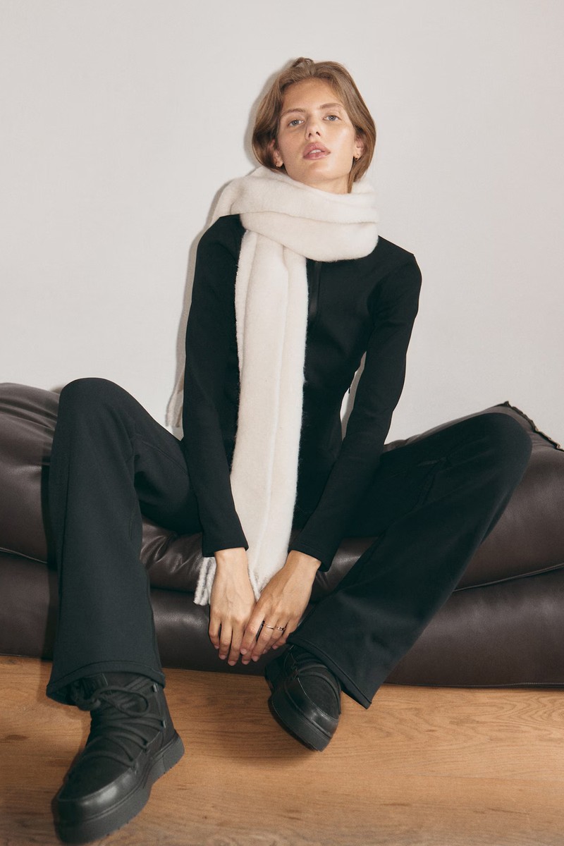 Warming Flared Sports Leggings With ThermoMove™ from H&M Move