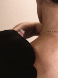 The Foolproof Way To Apply Fake Tan At Home 