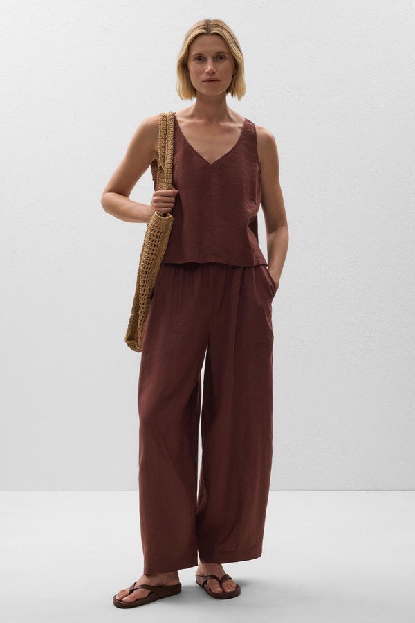 100% Linen V-Neck Top from Oysho