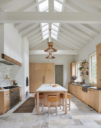 Panelled Shaker-Style Cabinets