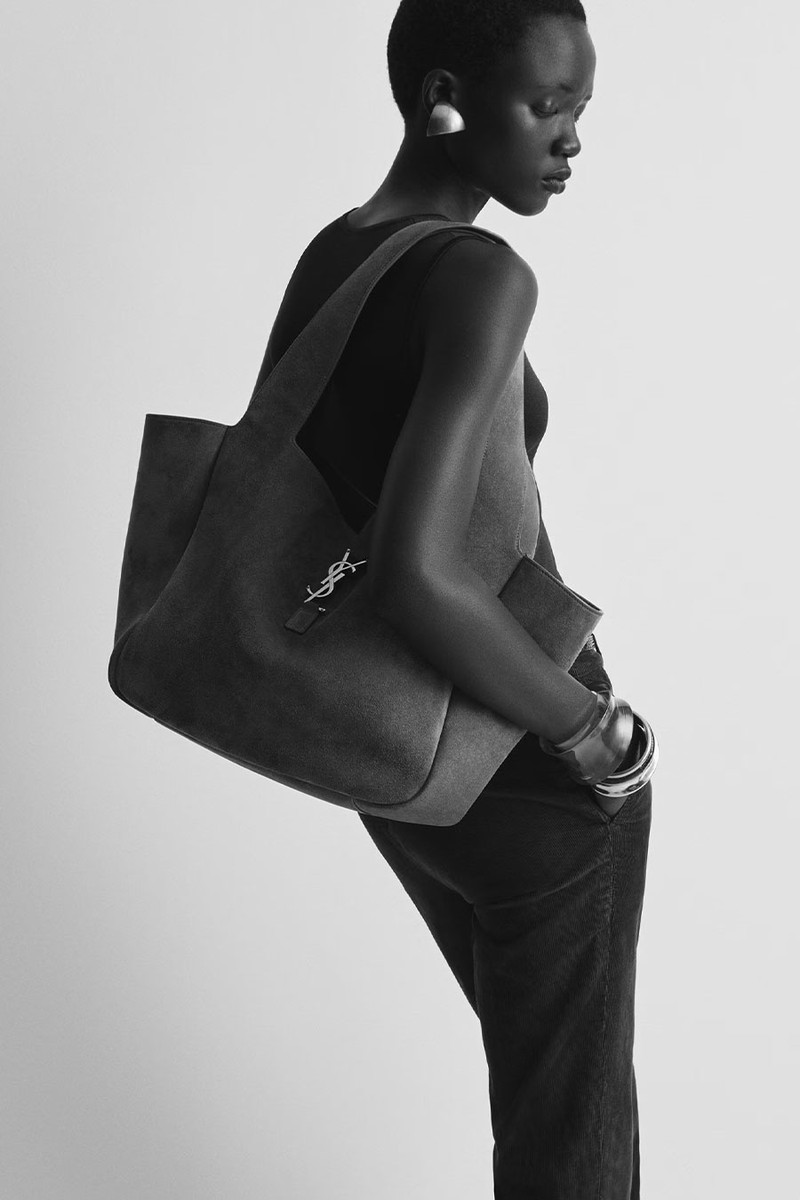 LE 5 À 7 BEA Tote from Saint Laurent