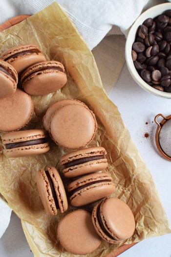 Chocolate Macaron Kit