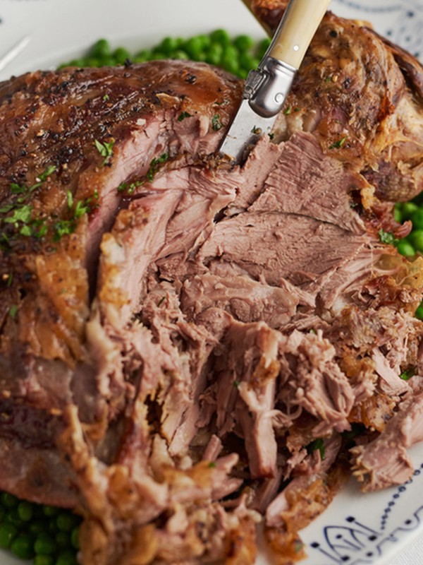 12 Pro Tips For Making Slow-Cooked Lamb At Home