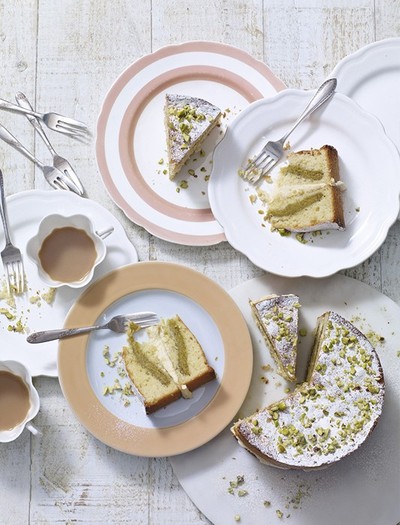 Lemon & Pistachio Cake