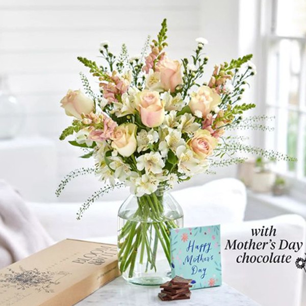 The Marvellous Mum from Bloom & Wild