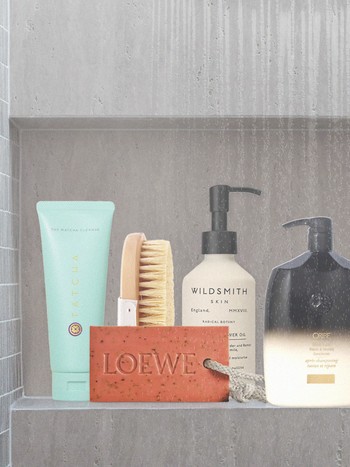 3 Beauty Insiders Share Their Shower Must-Haves