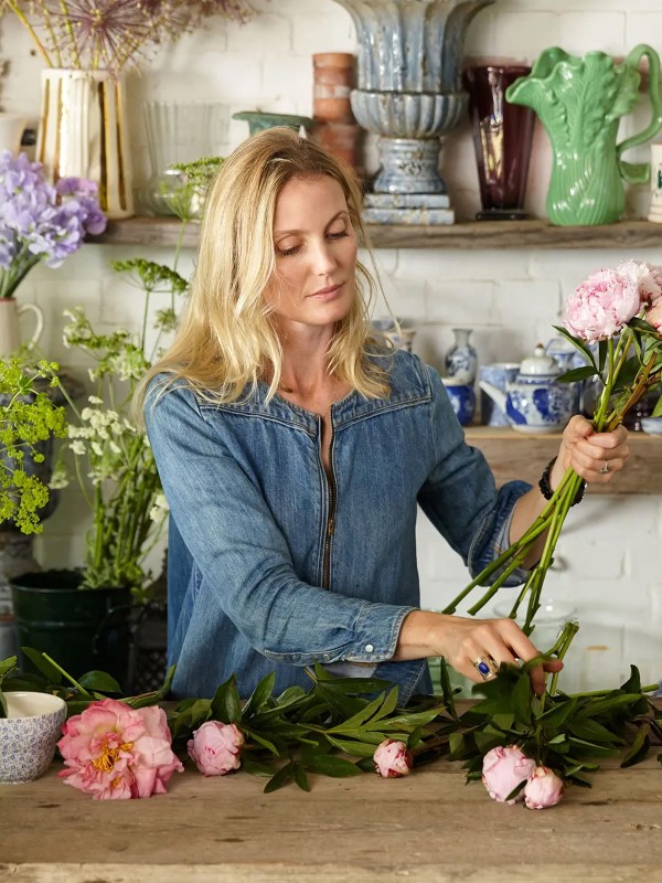 8 Thoughtful Gift Ideas For Older Relatives & Friends