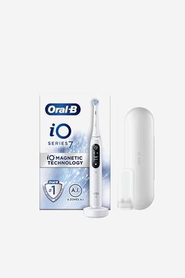 iO7 Electric Toothbrush from Oral-B