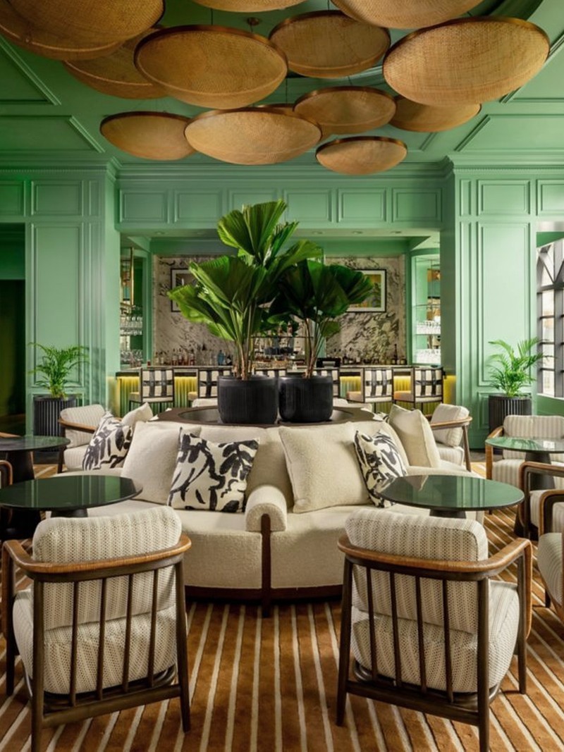 The Ritz Carlton