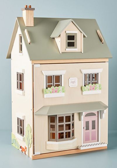 Foxtail Villa Dolls House