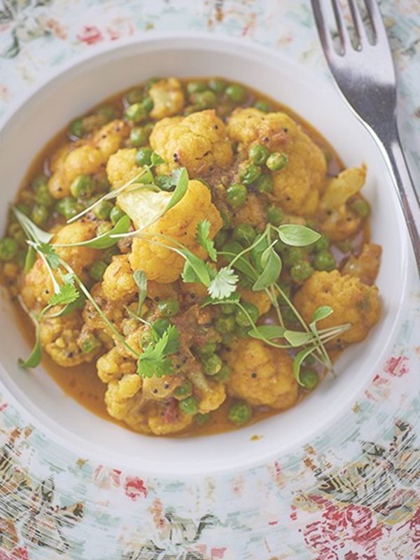 Pea and Cauliflower Curry