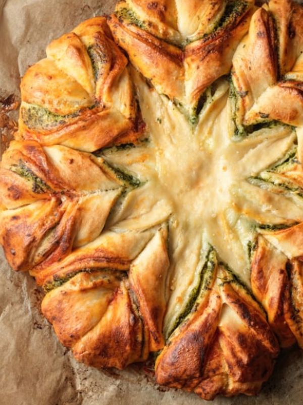 Pesto Star Bread