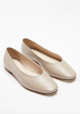 Willow Almond Toe Leather Pump from Principles