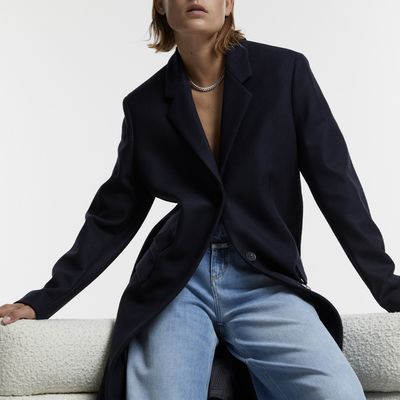 Chic Navy Coats For Autumn 