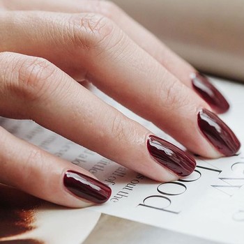 The Most Popular Burgundy Nail Shades 