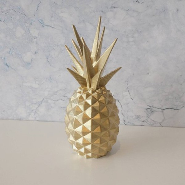 Decorative Pineapple Jewellery Holder from Snygge