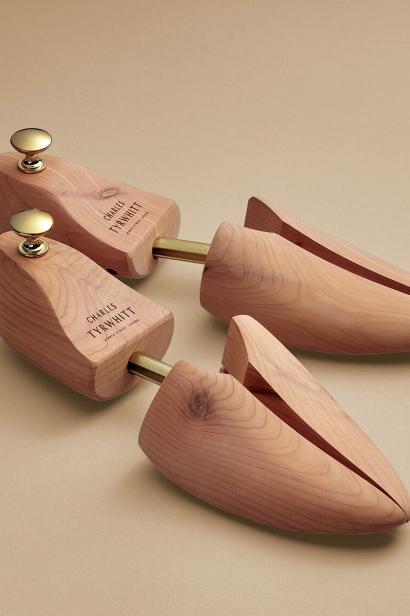 Adjustable Cedar Shoe Tree from Charles Tyrwhitt