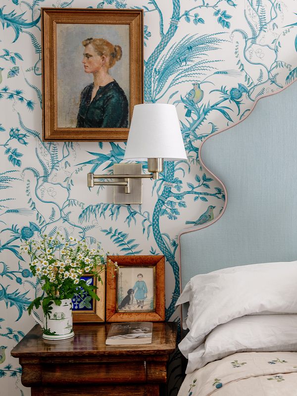 Look Around This Colourful London Home 