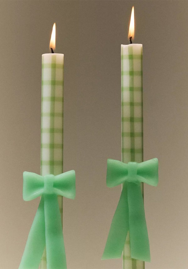 Set Of 2 Gingham Bow Taper Candles 
