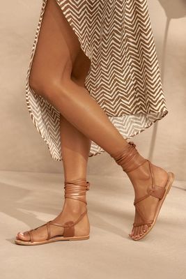 St. Tropez Leather Sandals from Manebí