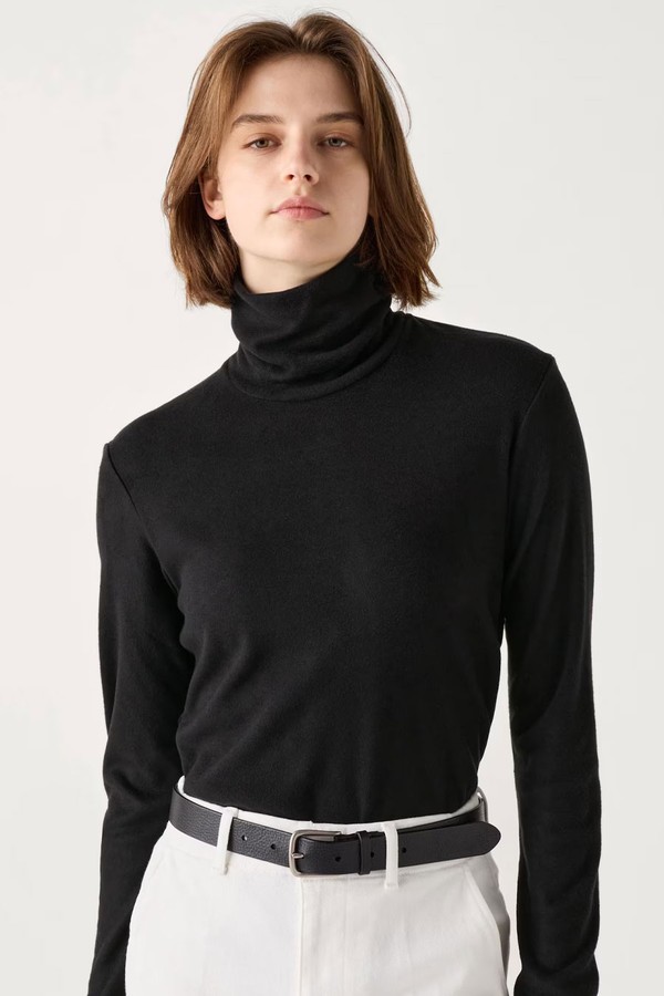 HEATTECH Fleece Turtleneck Long Sleeved Thermal Top