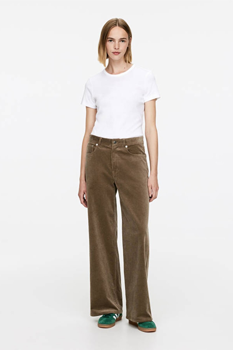 Cloud Loose Wide Corduroy Jeans from ARKET